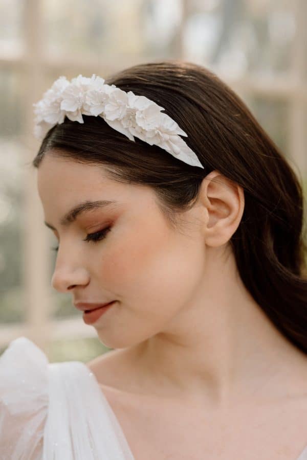 classic romantic white flower bridal headpiece wedding headband