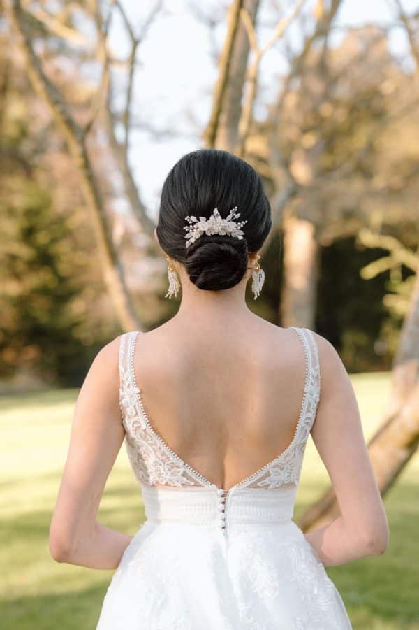 white floral bridal hair comb pearls and white leaves wedding hairpiece