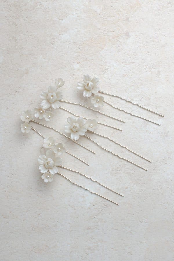 white flower bridal hair pins wedding hair accessories