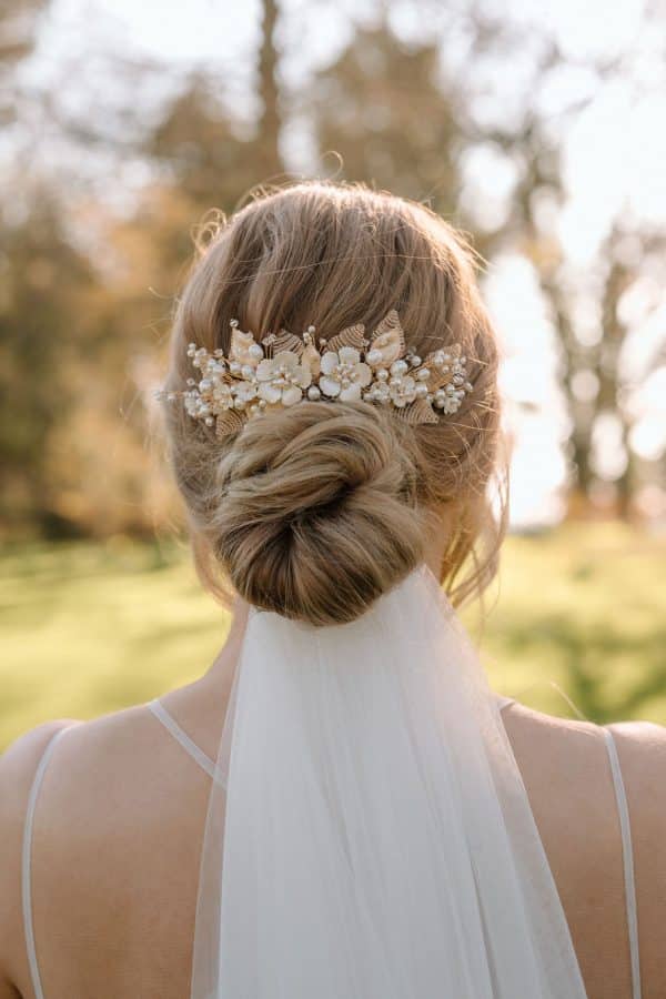 beaded detail flower and pearl champagne gold bridal hairpiece wedding comb bridal accessories