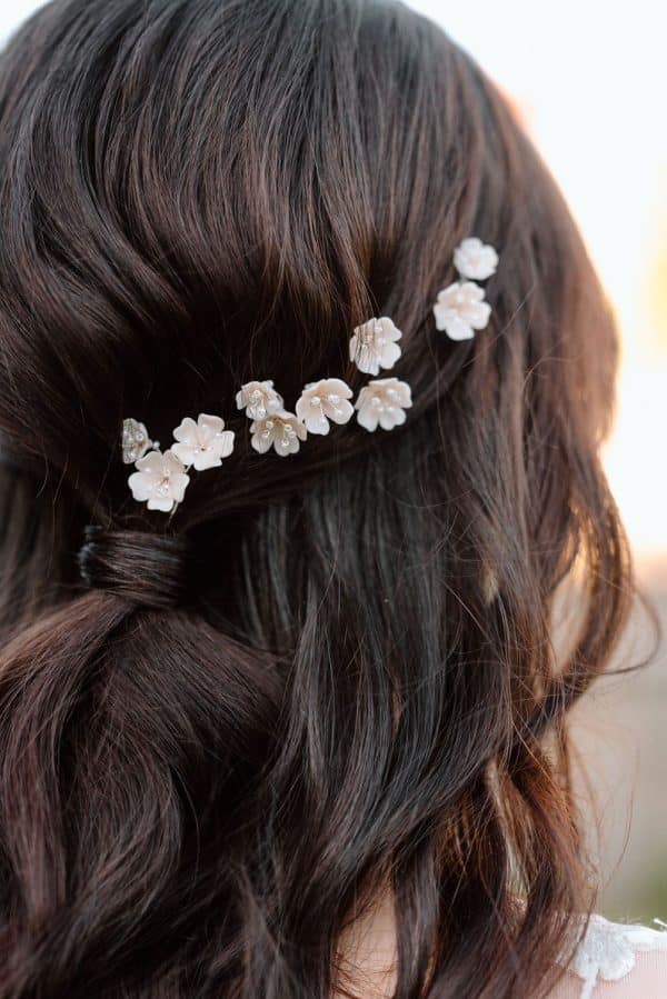 white blush pink flower bridal hair pins wedding hair accessories